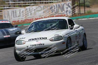 media/May-20-2023-Nasa (Sat) [[10d3e13866]]/Race Group B/Qualifying/